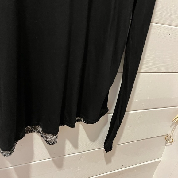 Lightweight black Scotch & Soda top with a flowing floral back, size M - Picture 9 of 10